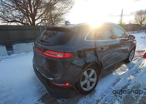 2017 Lincoln Mkc Premiere z USA, uszkodzony, nr VIN 5LMCJ1D97HUL15917